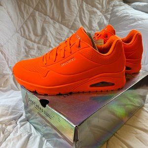 NWT Womens Sneakers Size 10 Sketchers Street Bright Orange Shoe and Laces